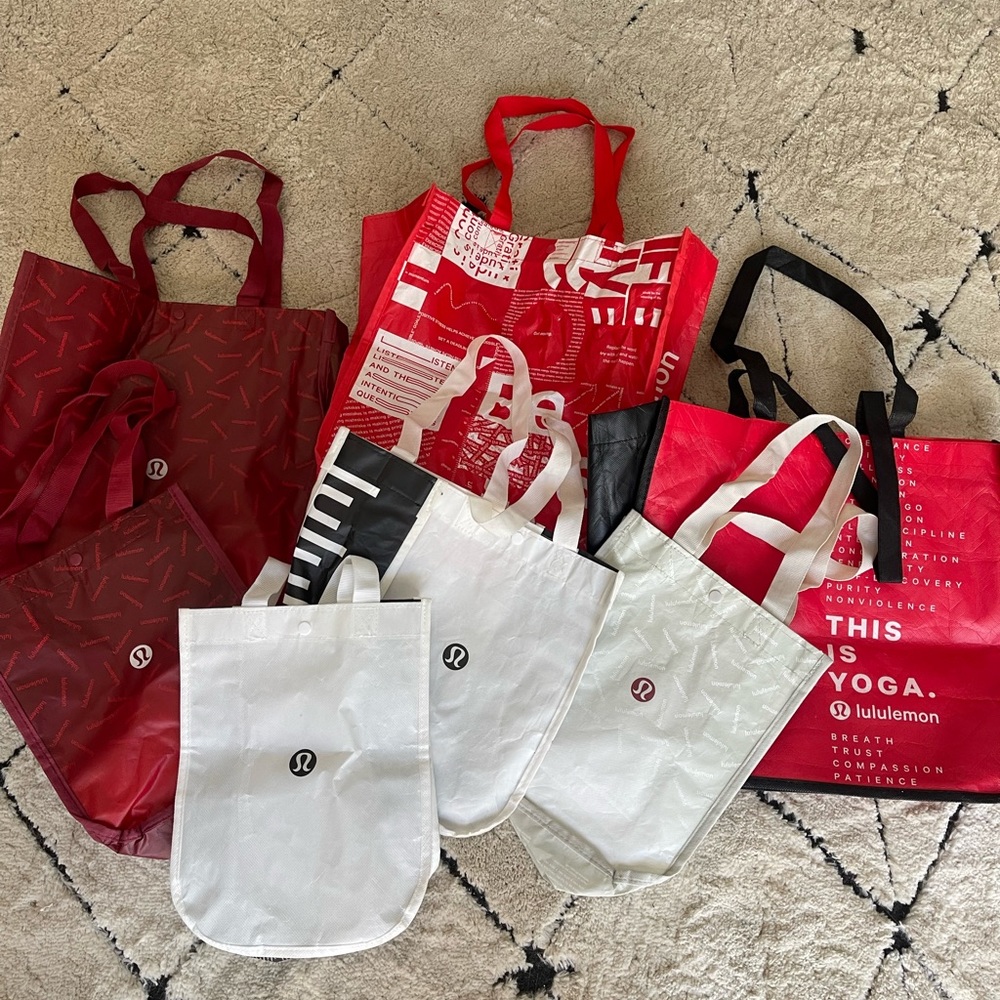 Various reusable Lululemon bags